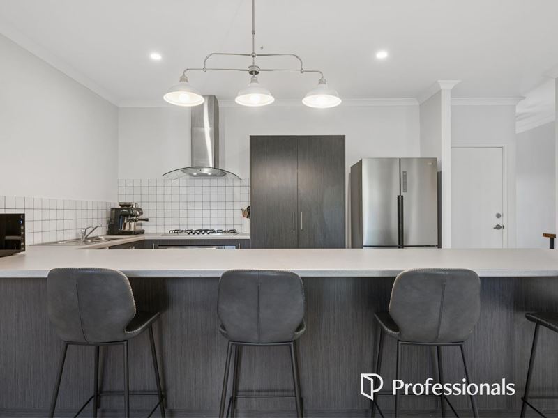 2C Pearce Avenue, Forrestfield WA 6058