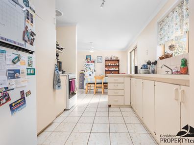 11 Astron Place, Waggrakine WA 6530