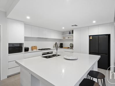 6 Attadale Avenue, Darch WA 6065