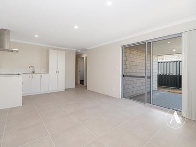 33B Dudbrook Way, Dudley Park WA 6210