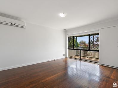 16 Hollybush Way, Kelmscott WA 6111