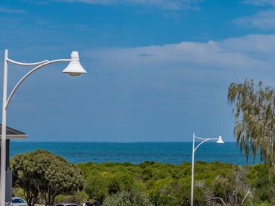 66 Beachside Drive, Burns Beach WA 6028