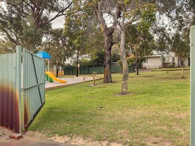 16 Euston Street, Wembley Downs WA 6019