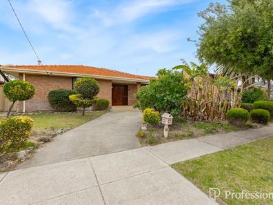 135 Jones Street, Stirling WA 6021