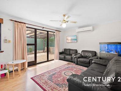 27 Lakesend Road, Thornlie WA 6108
