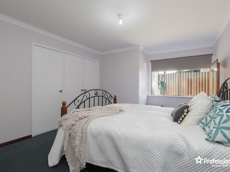 13 Abrolhos Close, Shelley WA 6148