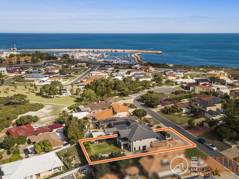 14 Valkyrie Place, Two Rocks WA 6037