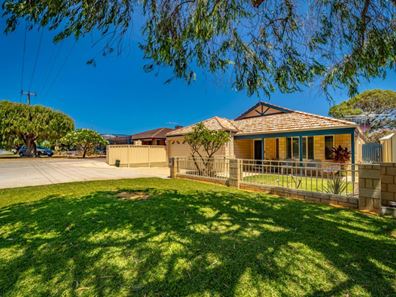 65A Carlisle Street, Shoalwater WA 6169