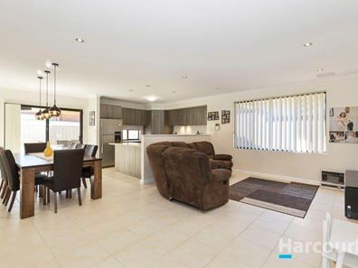 1/3 Law Street, Morley WA 6062