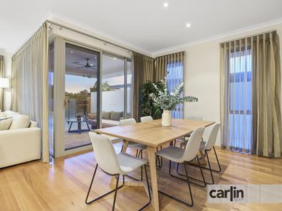 12 Francois Lane, Lake Coogee WA 6166