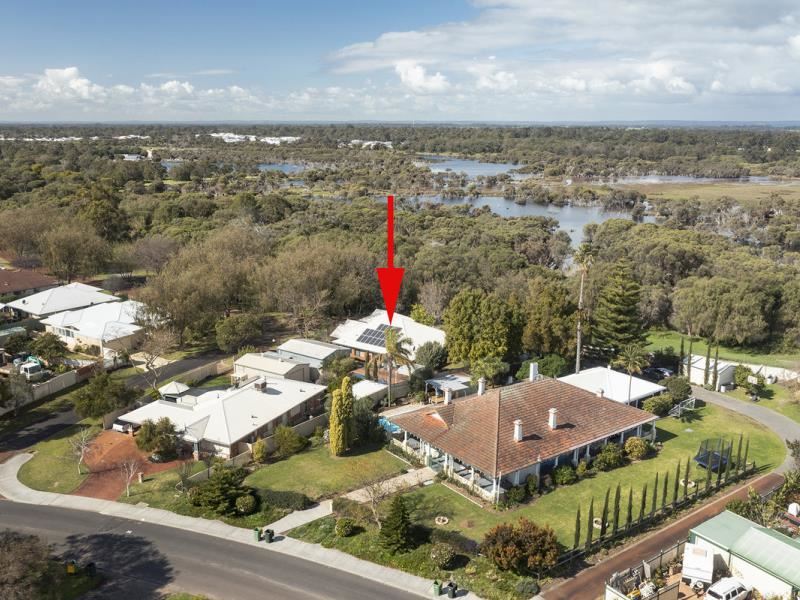 42 Lorikeet Loop, Broadwater