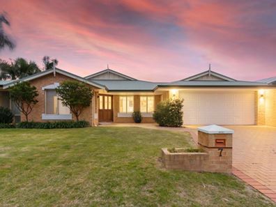 7 Morton Loop, Canning Vale WA 6155