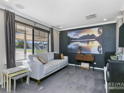 4 Linlee Lane, Clarkson WA 6030