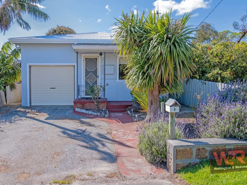 6 Chevalier Street, Centennial Park