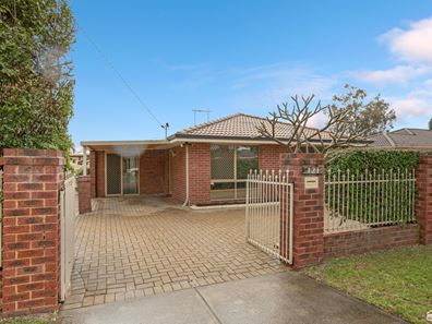 121 Braemore Street, Seville Grove WA 6112