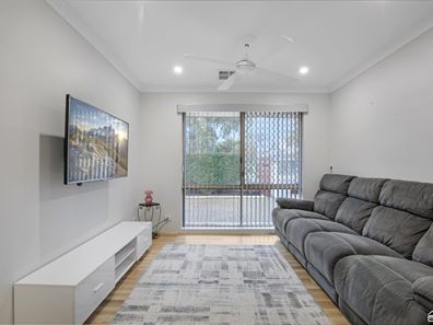 121 Braemore Street, Seville Grove WA 6112