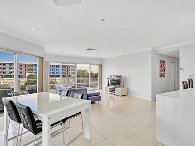 26/52 Rollinson Road, North Coogee WA 6163