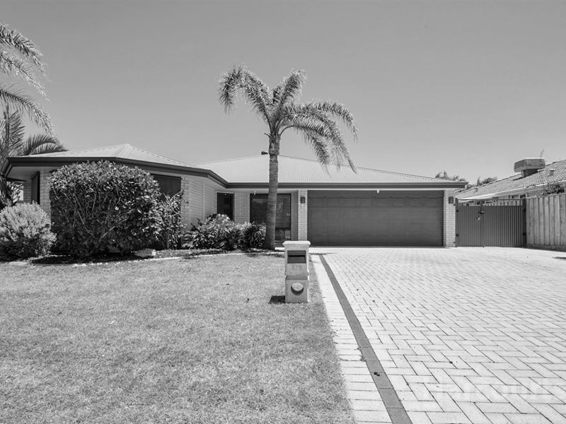 176 Peelwood Parade, Halls Head