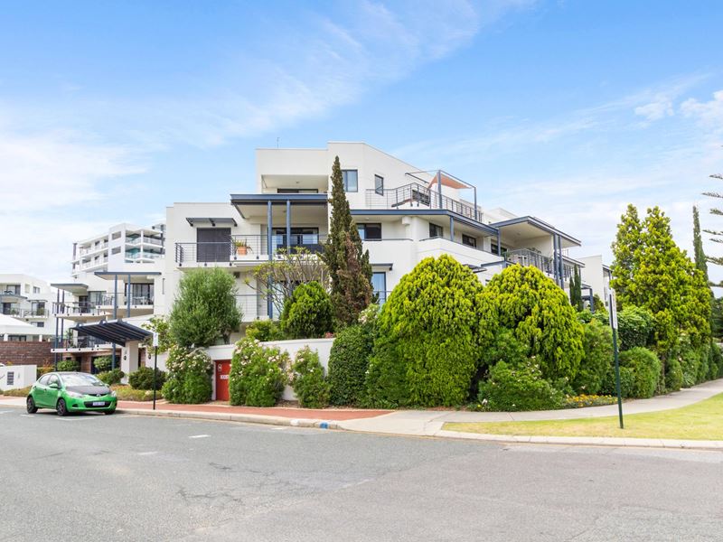 8/1 Stirling Street, South Perth