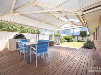 4 Emma Court, Currambine WA 6028