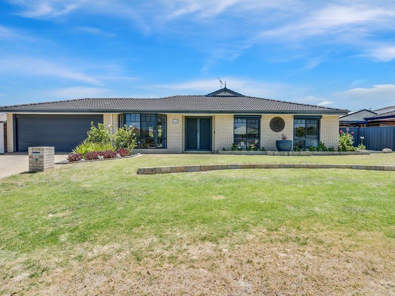 167 Oakmont Avenue, Meadow Springs