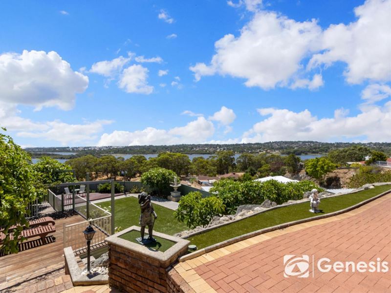 28 Woodland Loop, Edgewater