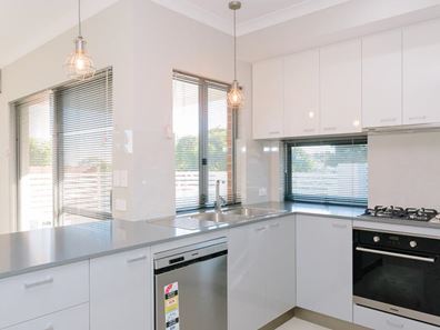 32A Selhurst Way, Balga WA 6061