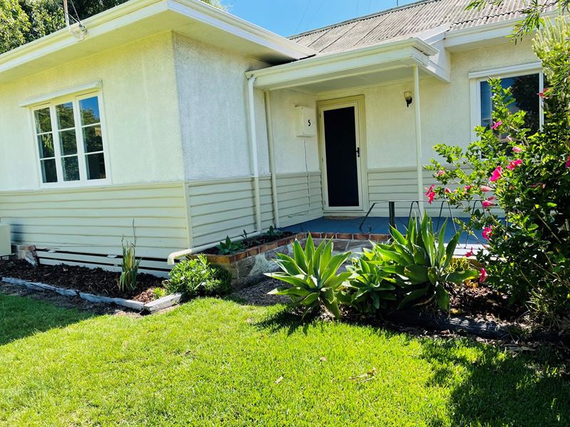 5 Lowe Street, Carey Park