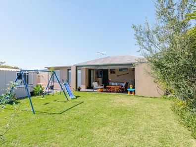 3 Penguin Close, Heathridge WA 6027