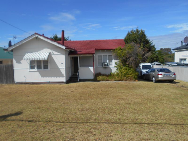 22 Simpson Street, Collie WA 6225