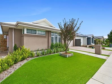 245 Egerton Drive, Aveley WA 6069