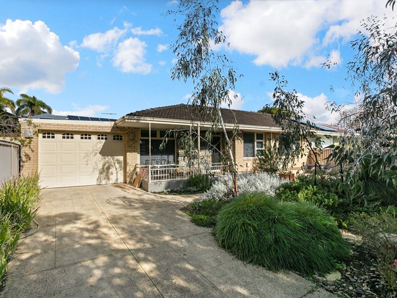 30B Leverburgh Street, Ardross