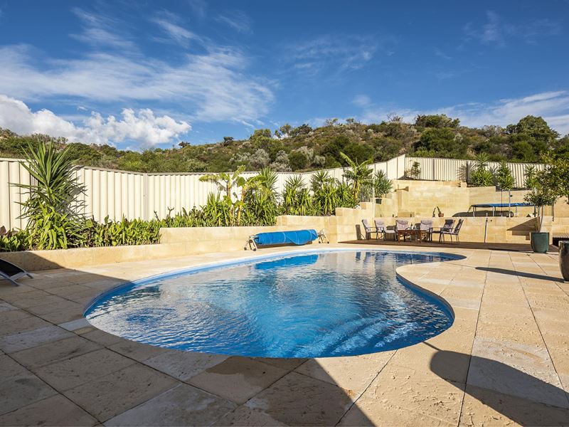 1 Dock Lane, Singleton