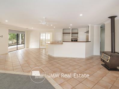 14 Toby Court, Quindalup WA 6281