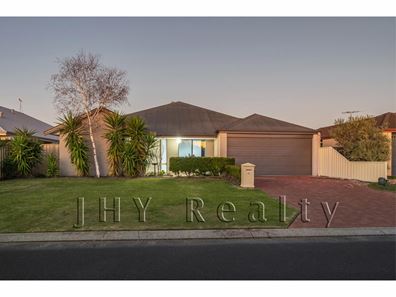 12 Clematis Way, Broadwater WA 6280