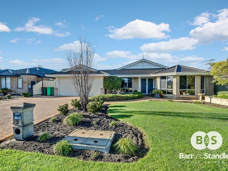 5 Willis Cove, Pelican Point