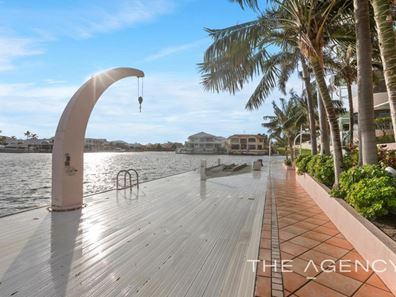 5 Siska Court, Halls Head WA 6210