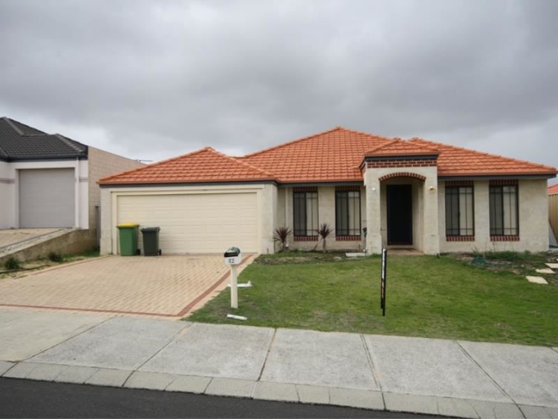 42 Peppermint Boulevard, College Grove