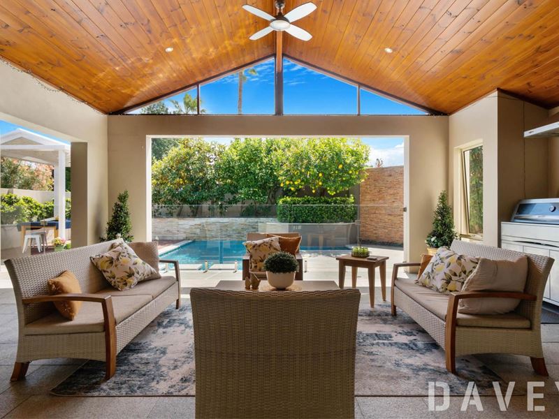 2 Harley Place, Kingsley