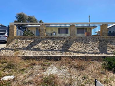 8 Surf Street, Preston Beach WA 6215