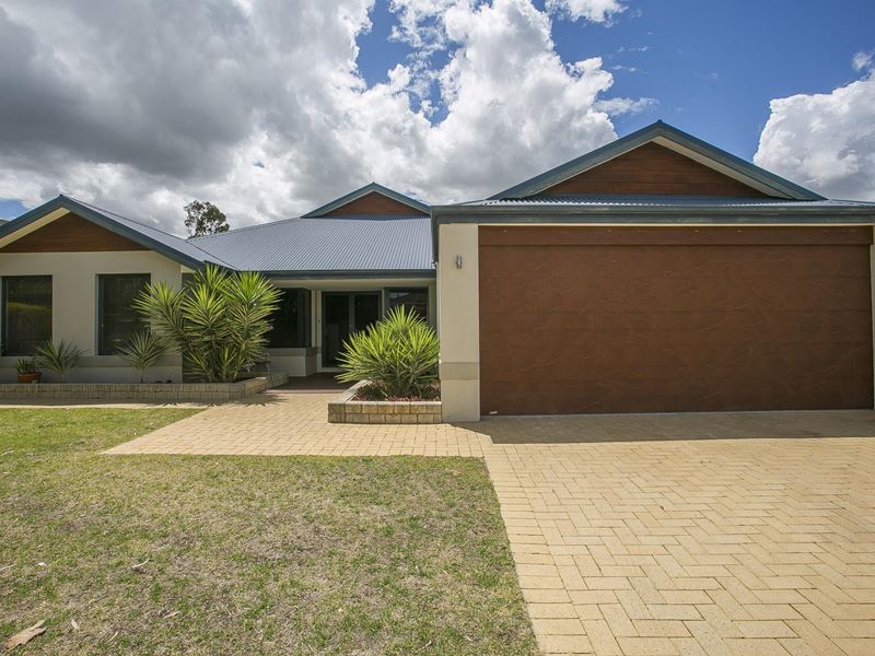 19 Grace Pass, Bennett Springs