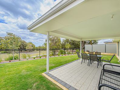 51 Clondyke Drive, Byford WA 6122