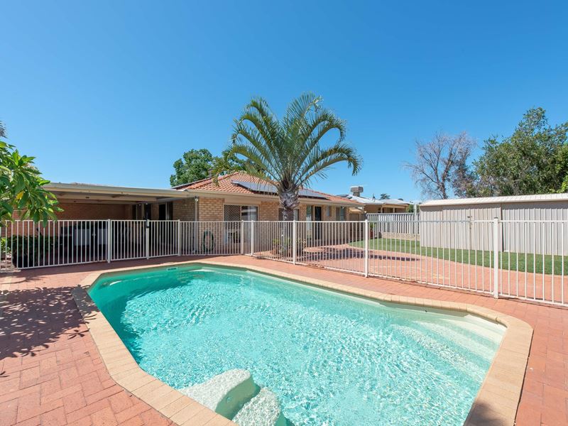 140 Blackadder Road, Swan View