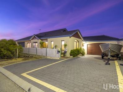 12 Ashmore Avenue, Two Rocks WA 6037