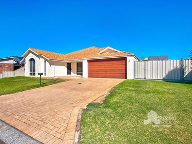 70 The Boulevard, Australind WA 6233