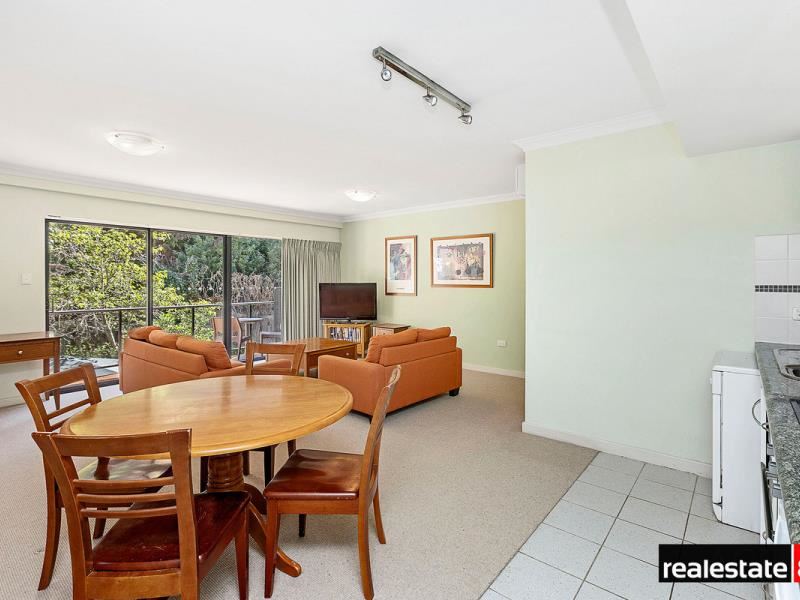 212/112 Mounts Bay Road, Perth