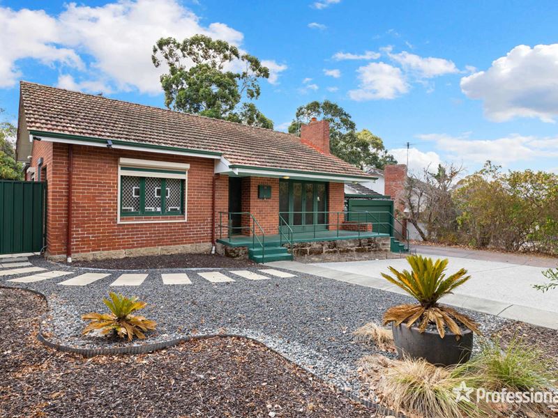 13 Reen Street, St James