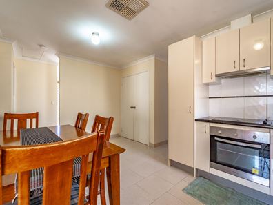 10B Meadow Court, Cooloongup WA 6168