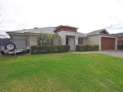 35 Beechwood Circle, Aveley WA 6069