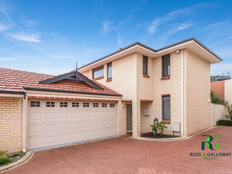 4/118 Moreing road, Attadale